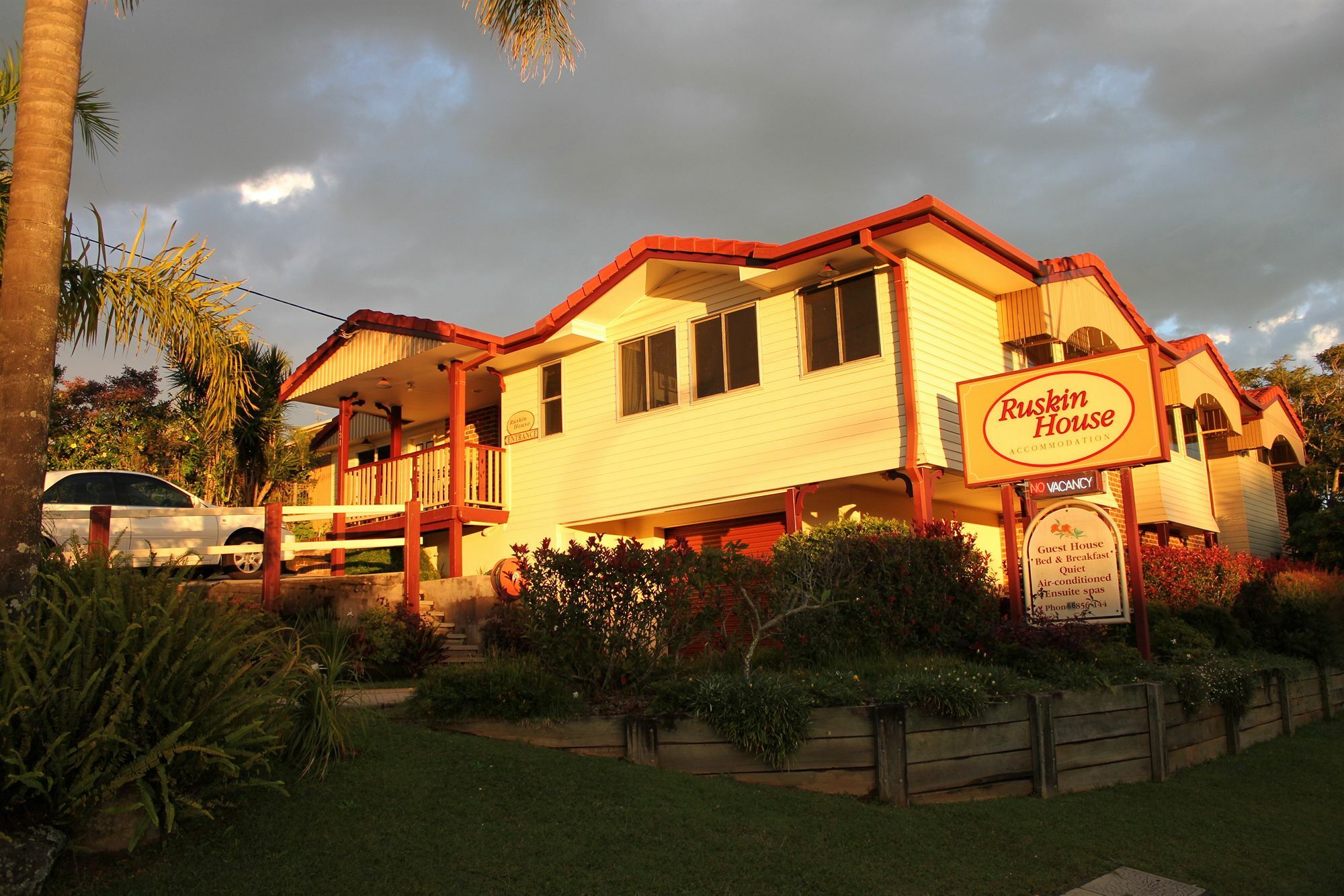 Ruskin House Byron Bay Exterior photo